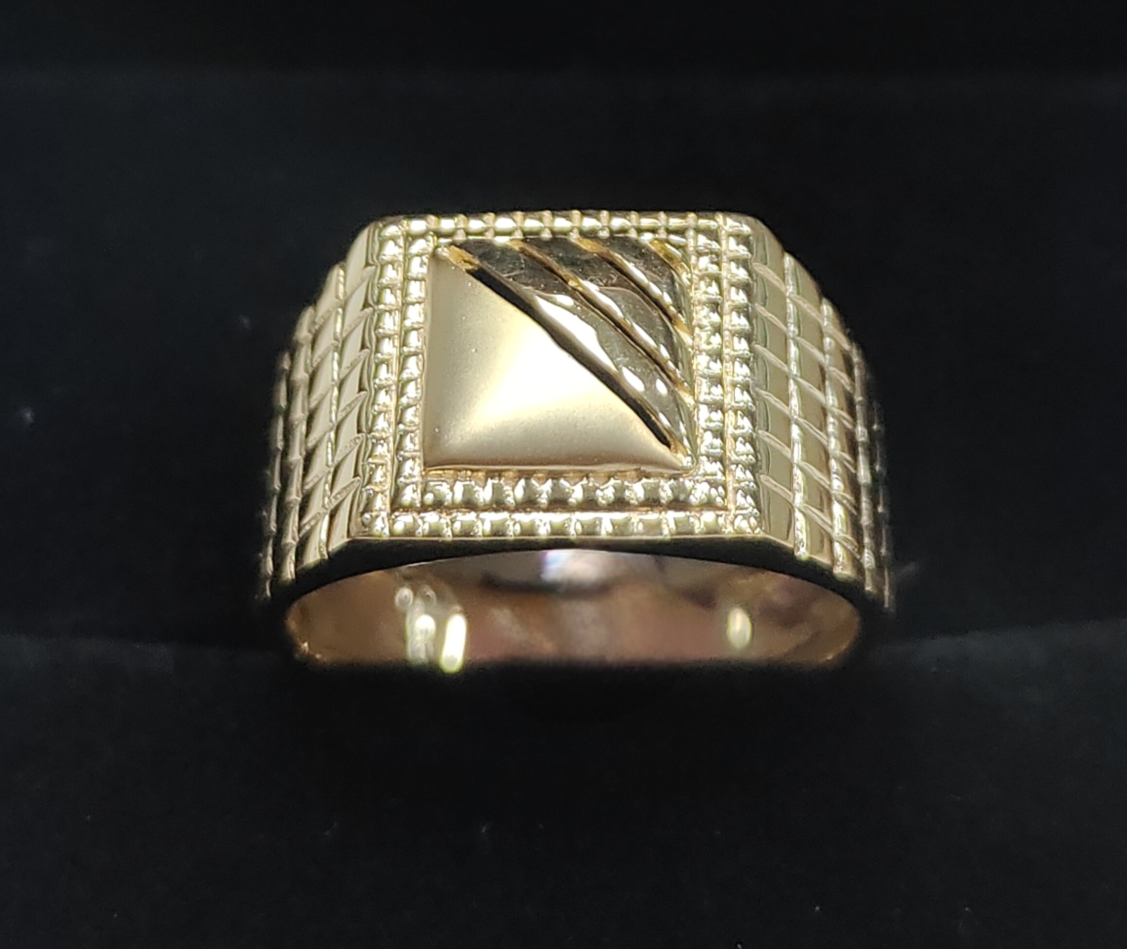 GR-46 — Gents Rings