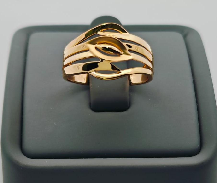 LR-03 — Ladies Rings