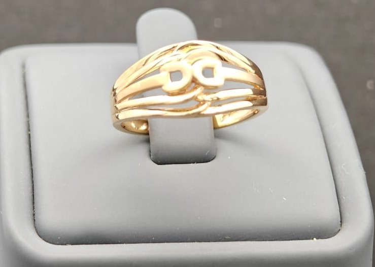 LR-02 — Ladies Rings